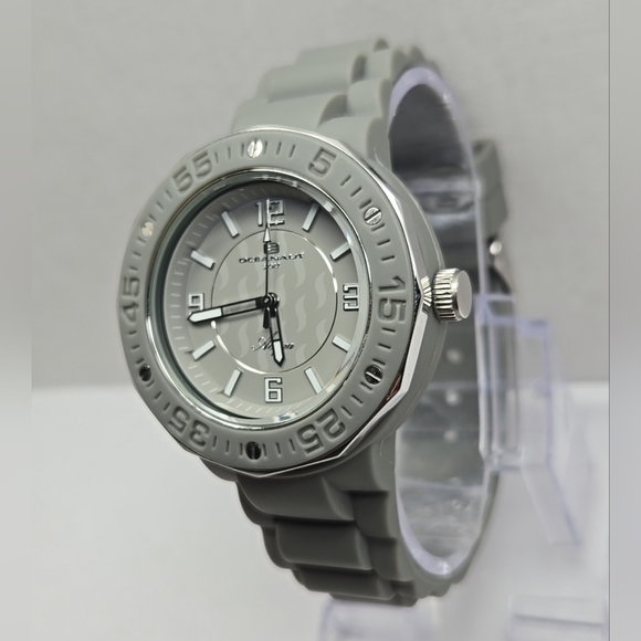 Oceanaut OC0226 Men's Watch Stainless Steel Silicone Quartz 3ATM New Battery - Picture 2 of 10